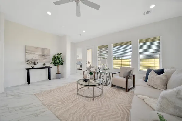 $2,650 | 7611 Athlone Drive, Houston, TX 77088