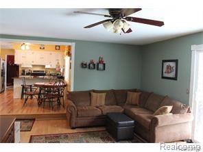 543 East Gunn Road Rochester, MI 48306 - Photo 4 of 15 GetMediaCAZR1X62.jpg