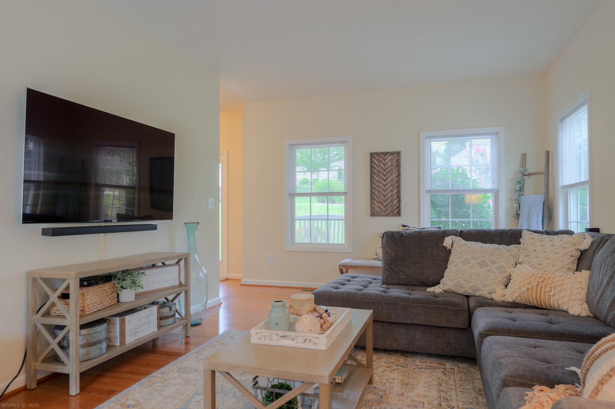 1045 Green Ridge Road Christiansburg, VA 24073 - Photo 14 of 46 Gallery Image 14
