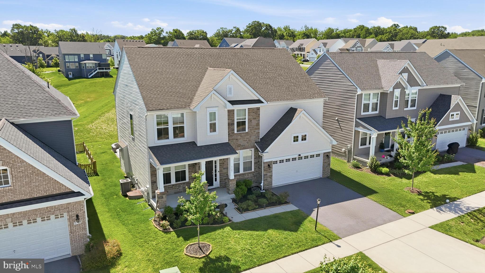 5707 Hawk Ridge Road Frederick, MD 21704 - Photo 7 of 46 Welcome HOME to 5797 Hawk Ridge Rd!