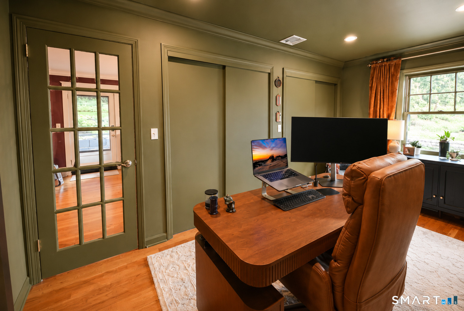 5 Hanover Road Newtown, CT 06470 - Photo 14 of 34