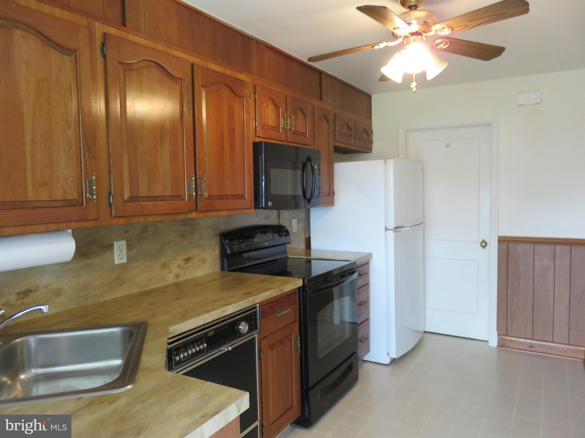 1243 Halstead Road Baltimore, MD 21234 - Photo 8 of 25 Kitchen