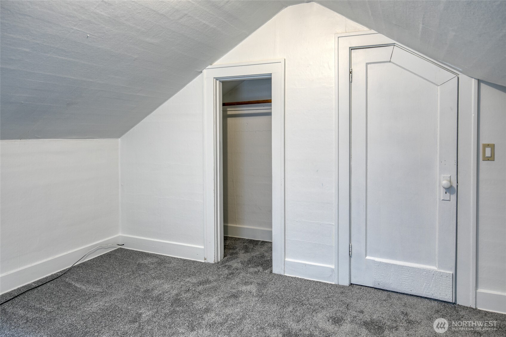 411 West 4th Street Aberdeen, WA 98520 - Photo 26 of 40 a view of an empty room