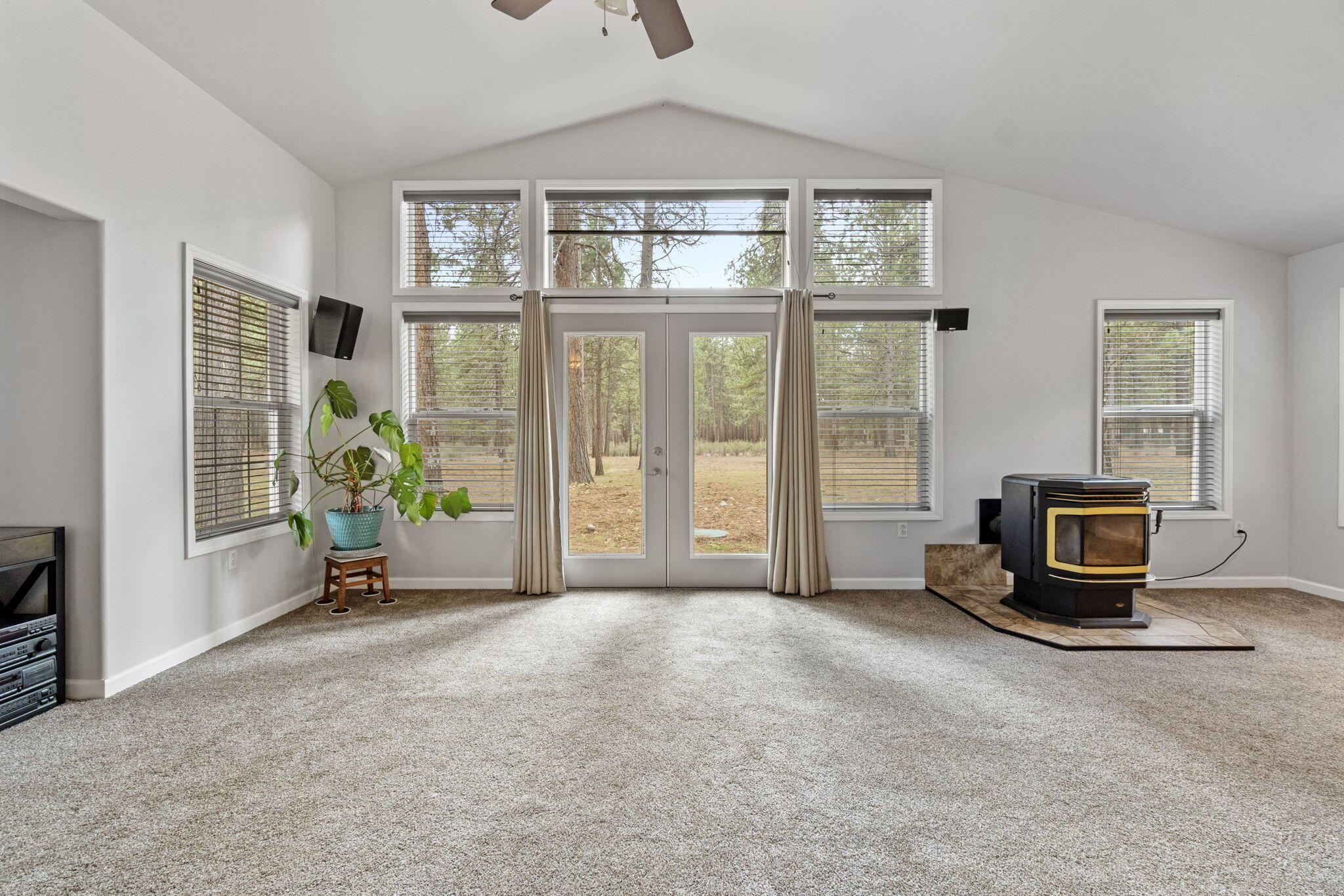 39314 Chiloquin Ridge Road Chiloquin, OR 97624 - Photo 12 of 60 12-web-or-mls-DSC09790