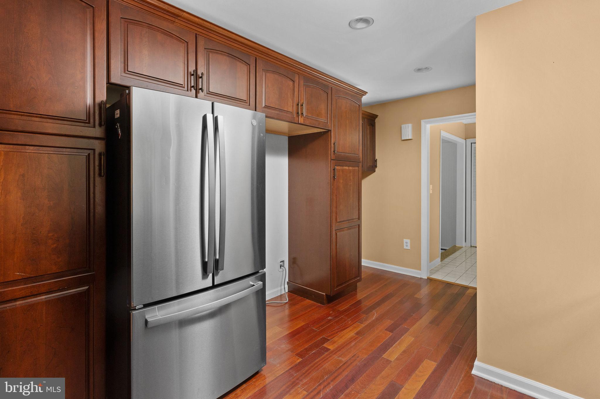 469 Flock Road Hamilton, NJ 08619 - Photo 7 of 29