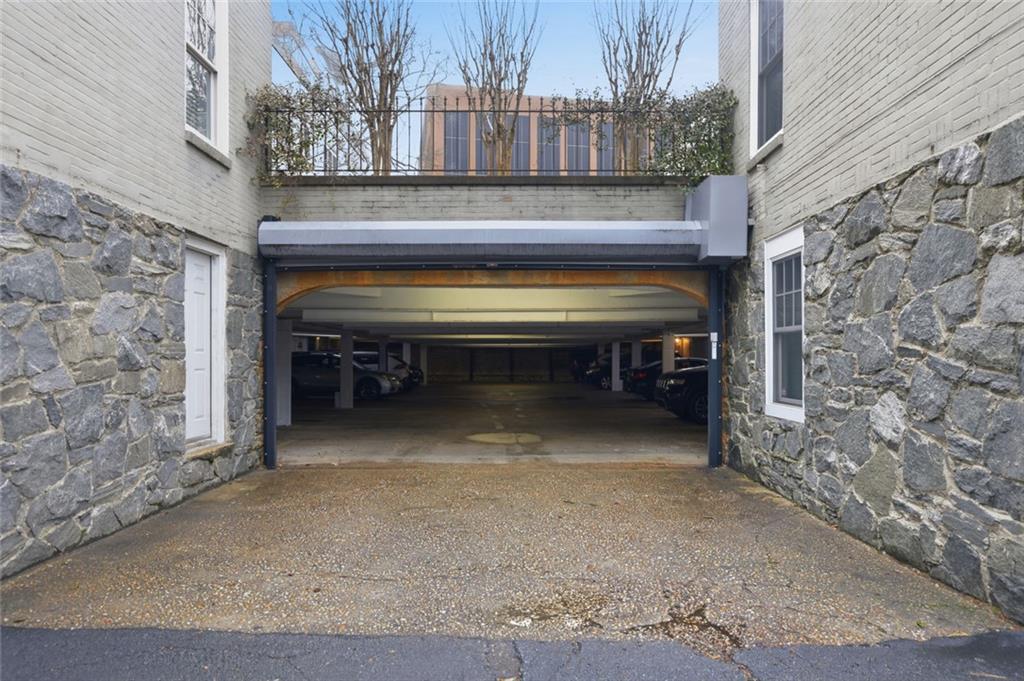 28 Collier Road Northwest, Unit 3 Atlanta, GA 30309 - Photo 29 of 37