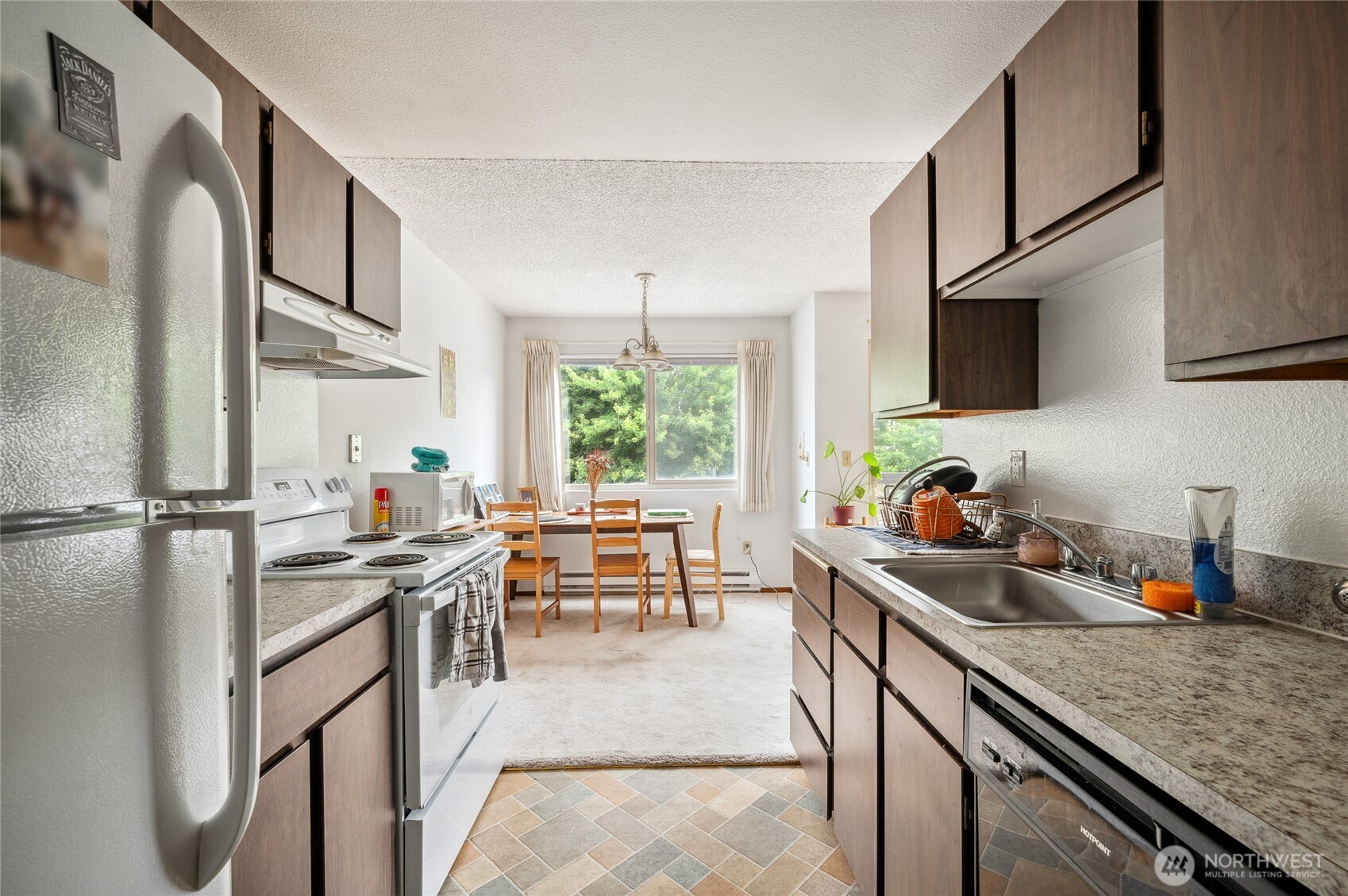 1423 Northwest 60th Street Seattle, WA 98107 - Photo 8 of 18