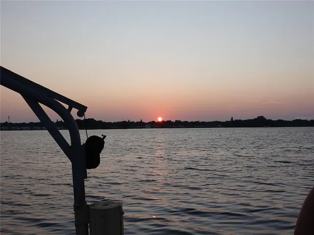 $5,500 | 11314 Harborside Drive, Largo, FL 33773