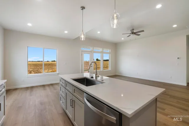 $412,900 | 902 23rd Avenue East, Jerome, ID 83338