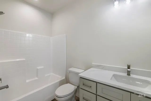 $412,900 | 902 23rd Avenue East, Jerome, ID 83338