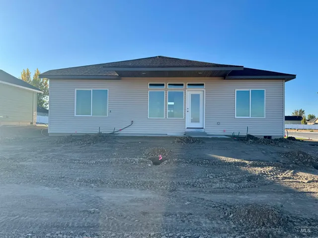 $412,900 | 902 23rd Avenue East, Jerome, ID 83338