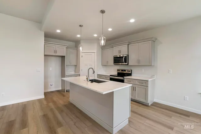 $412,900 | 902 23rd Avenue East, Jerome, ID 83338