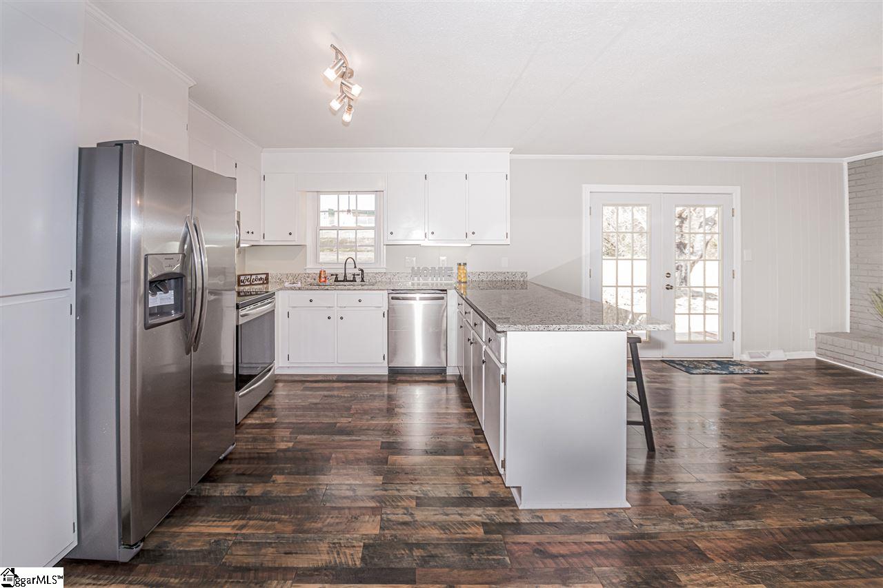 208 Bedford Road Easley, SC 29642 - Photo 20 of 24 Gallery Image 20