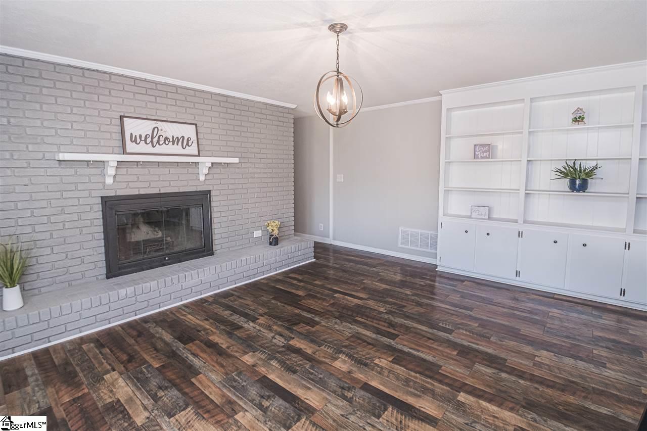 208 Bedford Road Easley, SC 29642 - Photo 9 of 24 Gallery Image 9