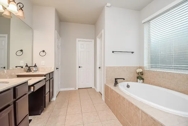 $3,200 | 3342 Breeze Bluff Way, Richmond, TX 77406