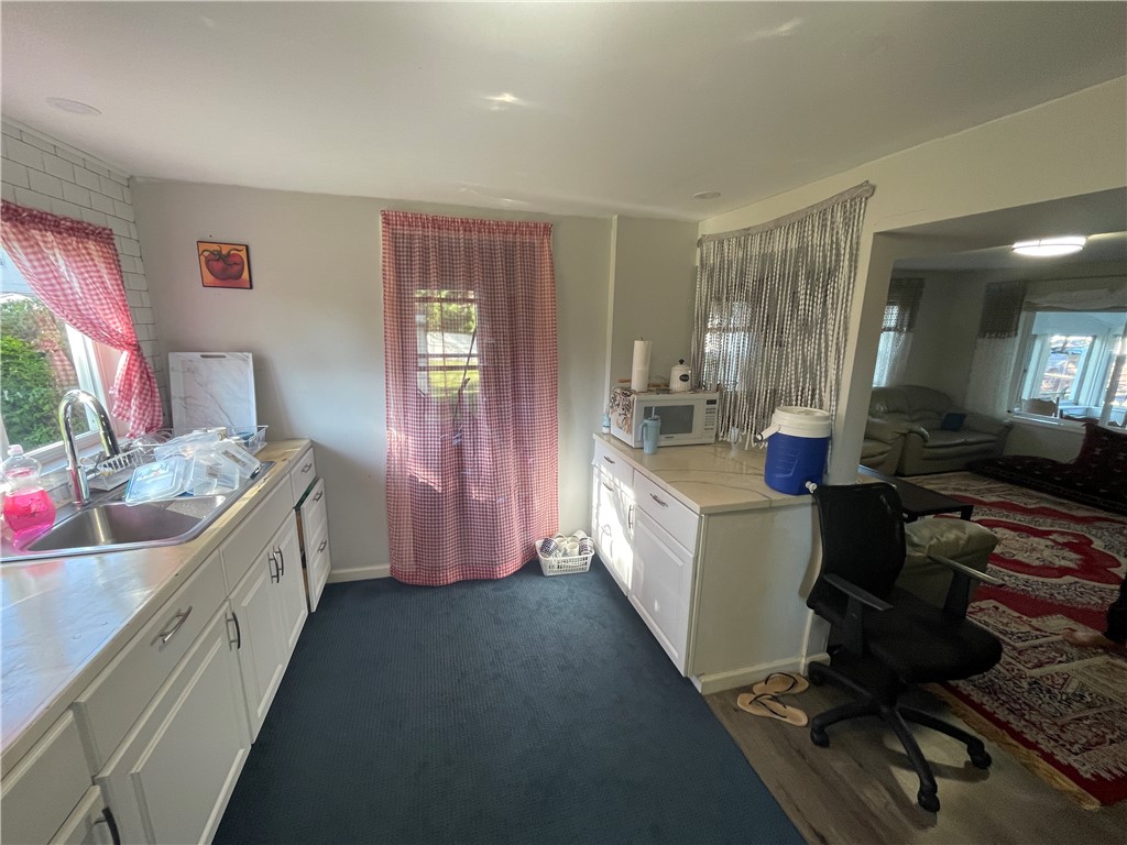 317 Cascade Place Irondequoit, NY 14609 - Photo 7 of 16