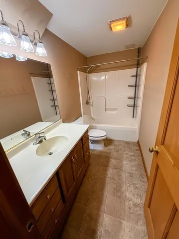 $515,000 | 4613 East 2619th Road, Sandwich, IL 60548