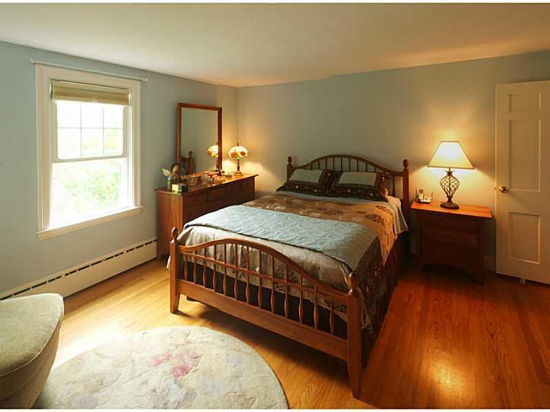 8 Sea Cove Road Cumberland Foreside, ME 04110 - Photo 10 of 17 Bedroom.