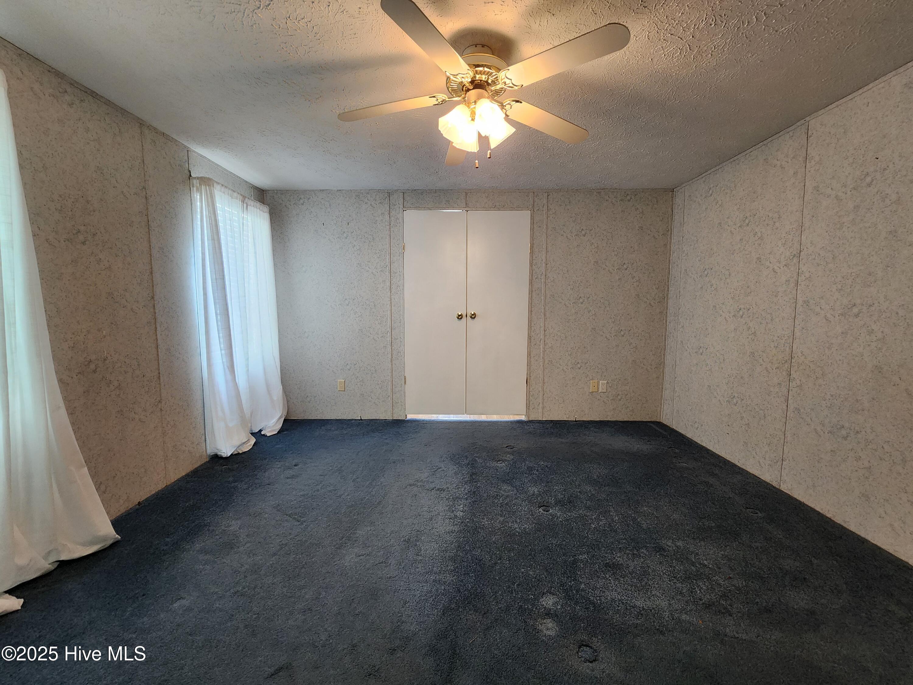 508 Ocean Spray Drive Cedar Point, NC 28584 - Photo 10 of 31 20250401_140829