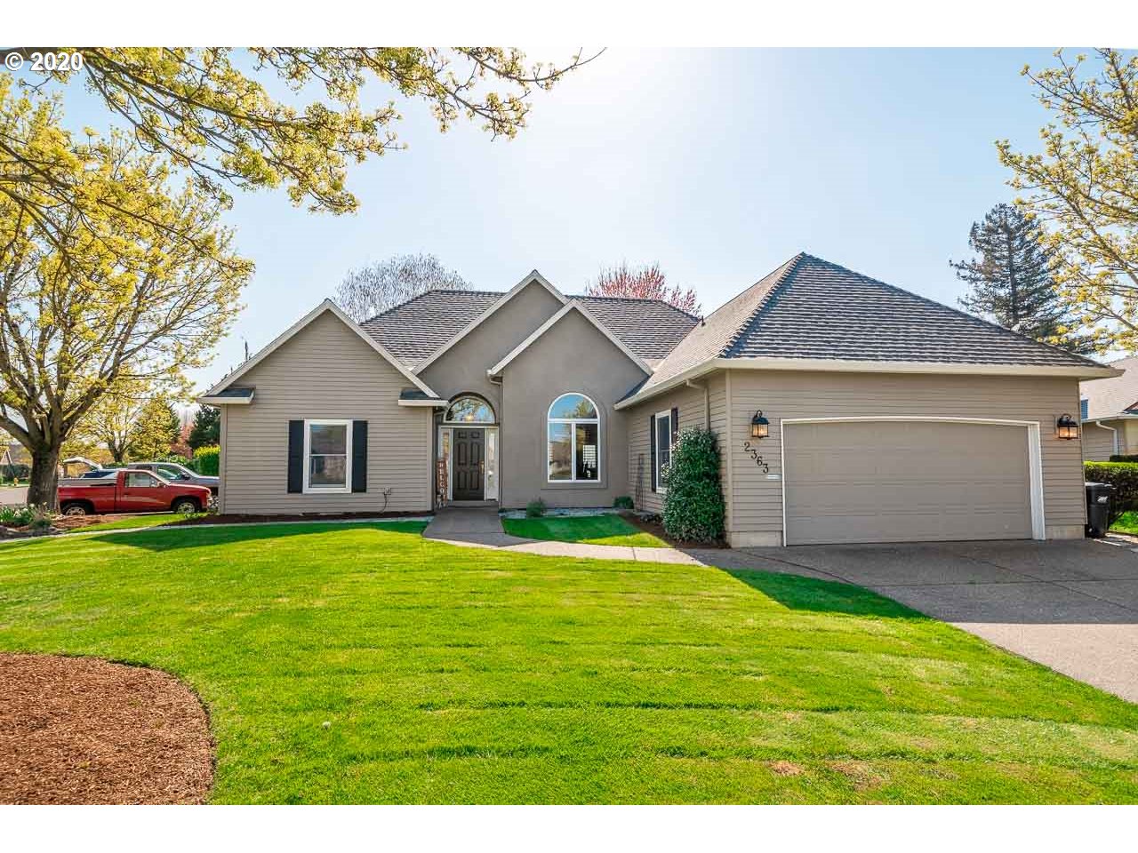 2363 Miller Farm Road Woodburn, OR 97071 - Photo 3 of 32 Gallery Image 3