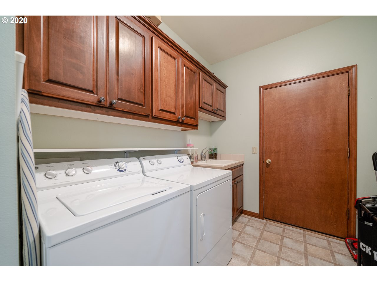 2363 Miller Farm Road Woodburn, OR 97071 - Photo 25 of 32 Gallery Image 25
