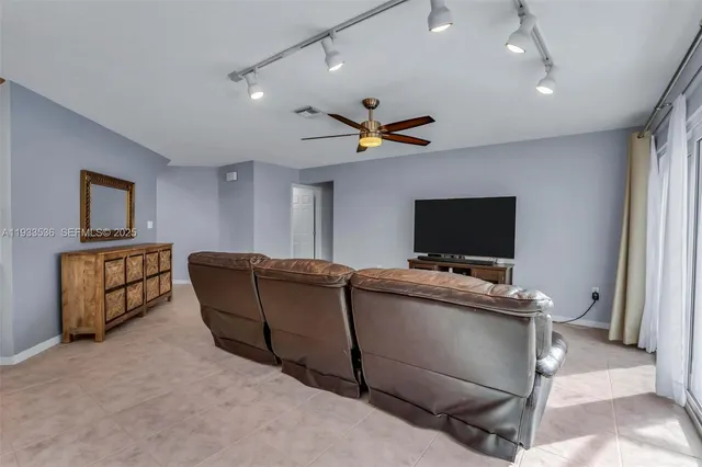 $799,000 | 1996 Northwest 170th Terrace, Pembroke Pines, FL 33028