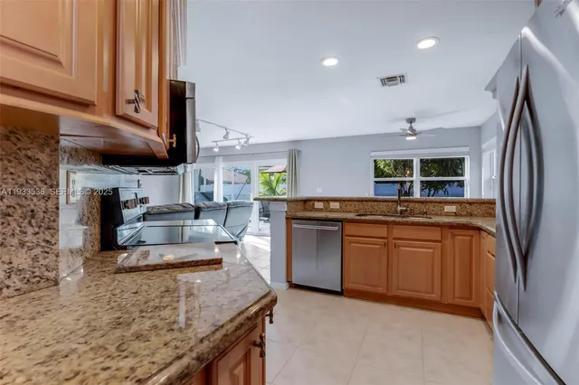 $799,000 | 1996 Northwest 170th Terrace, Pembroke Pines, FL 33028