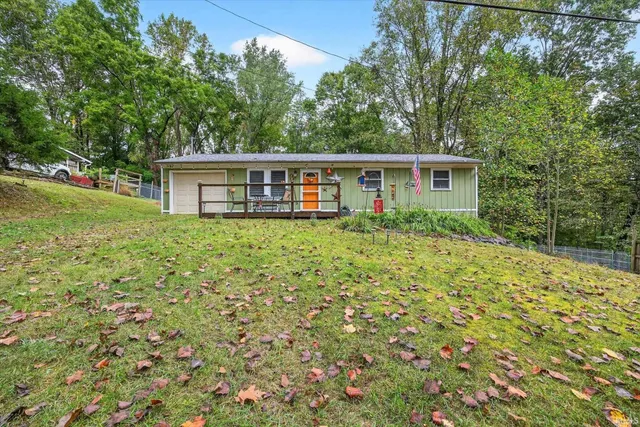 $235,000 | 7811 East Southshore Drive, Unionville, IN 47468