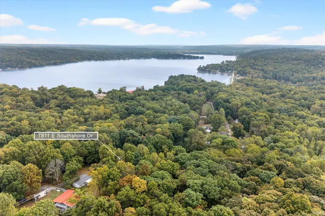 $235,000 | 7811 East Southshore Drive, Unionville, IN 47468