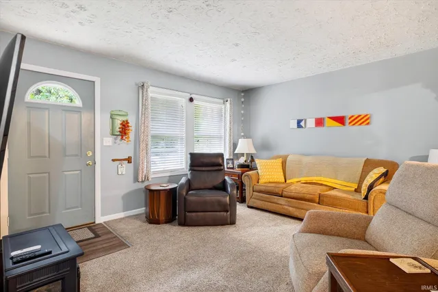 $235,000 | 7811 East Southshore Drive, Unionville, IN 47468