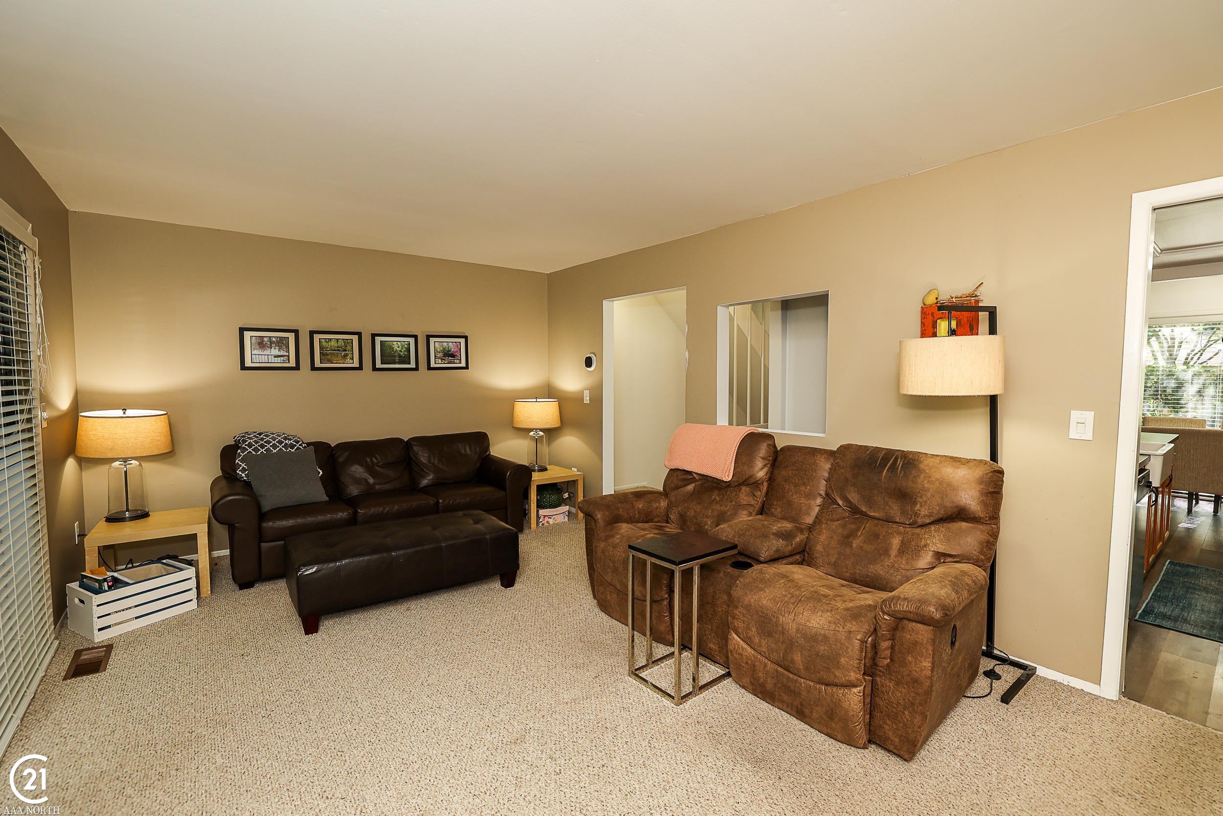 1449 Oakbrook E Drive Rochester, MI 48307 - Photo 17 of 50 50083513-16.JPG