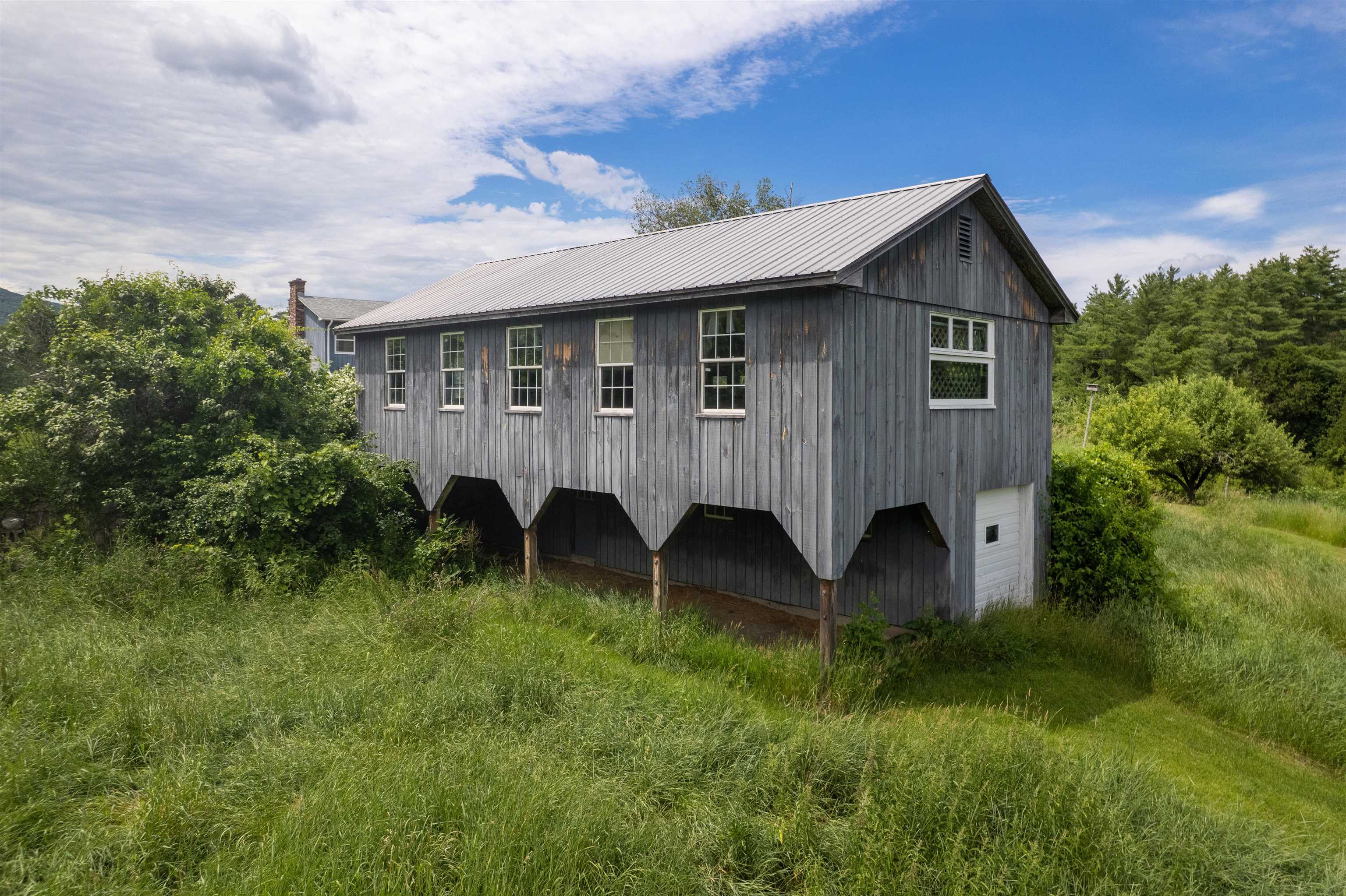 2086 Walker Mountain Road Clarendon, VT 05777 - Photo 7 of 38