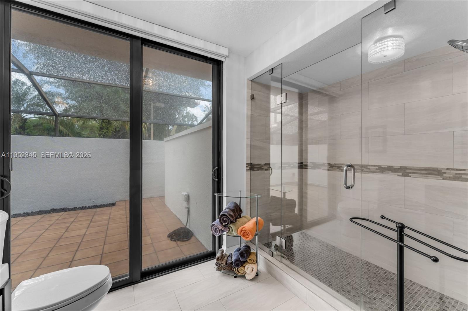 8725 Southwest 81st Court Miami, FL 33143 - Photo 12 of 27