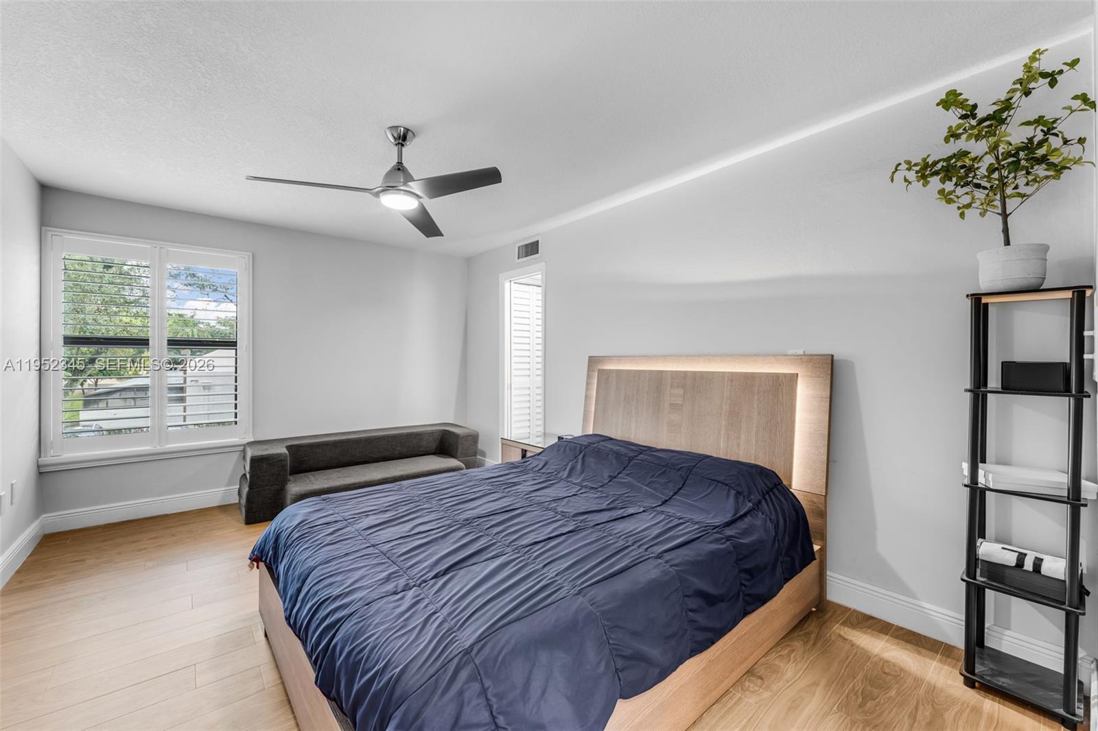 8725 Southwest 81st Court Miami, FL 33143 - Photo 15 of 27