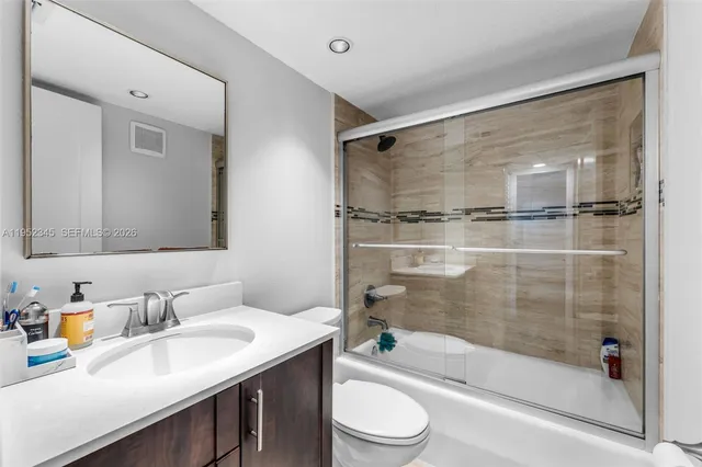 $899,999 | 8725 Southwest 81st Court, Miami, FL 33143