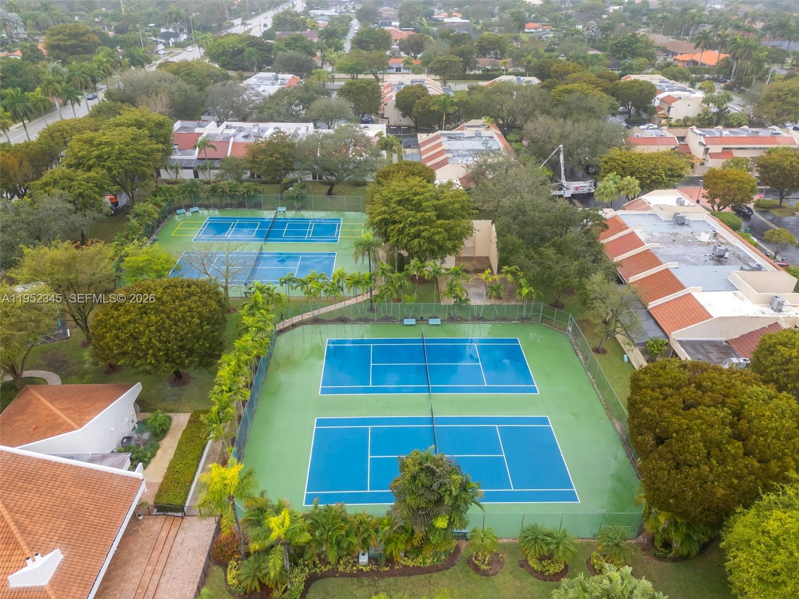 8725 Southwest 81st Court Miami, FL 33143 - Photo 22 of 27