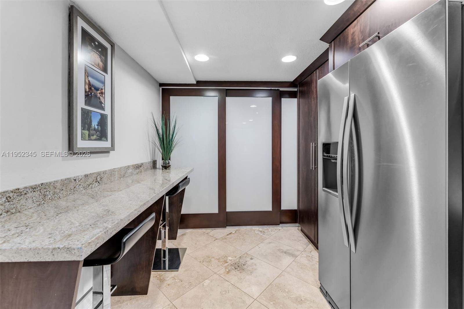 8725 Southwest 81st Court Miami, FL 33143 - Photo 5 of 27