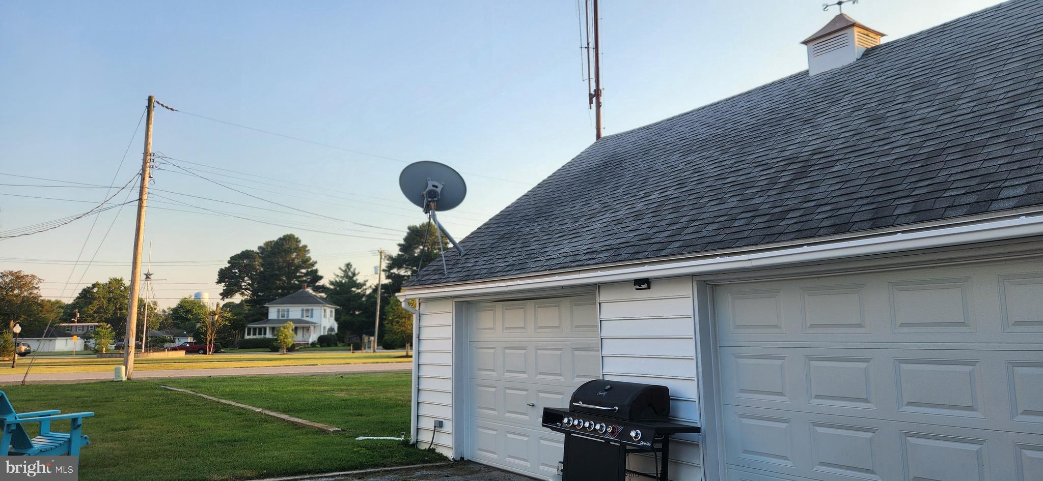 2001 Rhodesdale Vienna Vienna, MD 21869 - Photo 7 of 39 a view of a backyard with sitting area