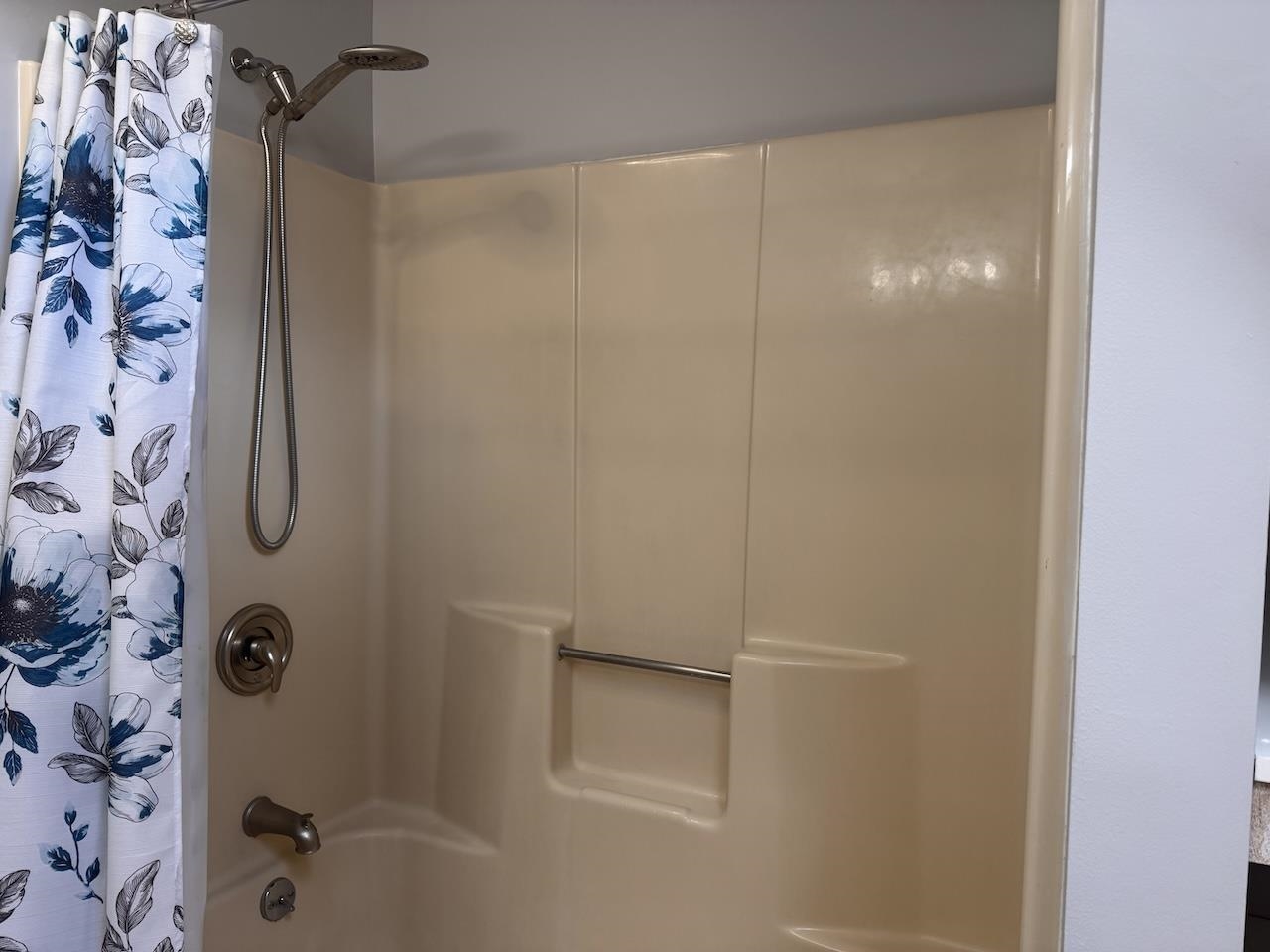 13 Westridge Drive, Unit 13 Peterborough, NH 03458 - Photo 35 of 59