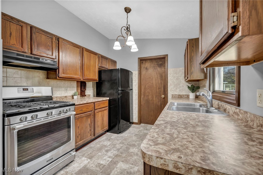 1451 Bennett Road Madison, OH 44057 - Photo 11 of 33