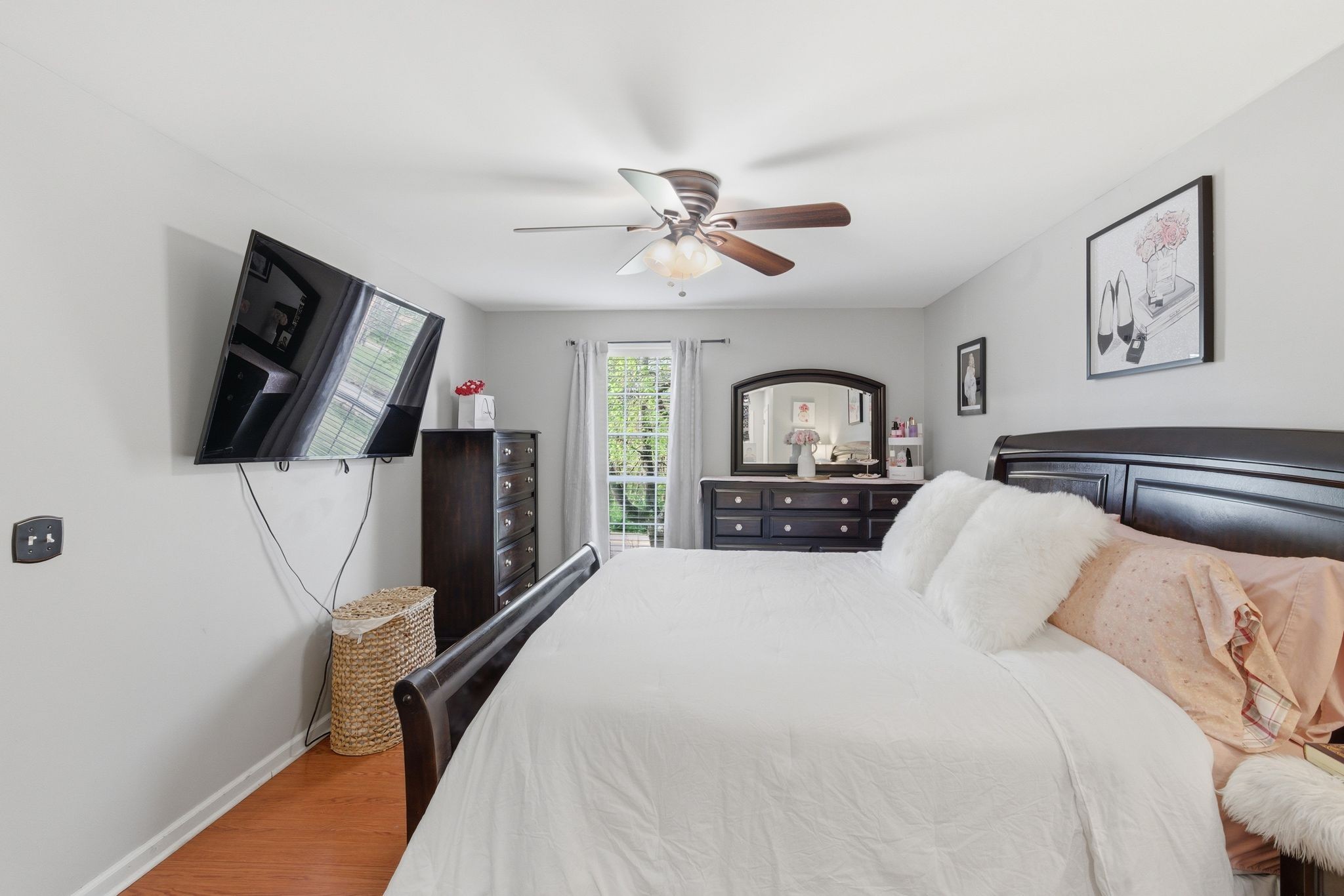 1140 Campbell Road Goodlettsville, TN 37072 - Photo 15 of 33 a bedroom with a bed and a flat screen tv