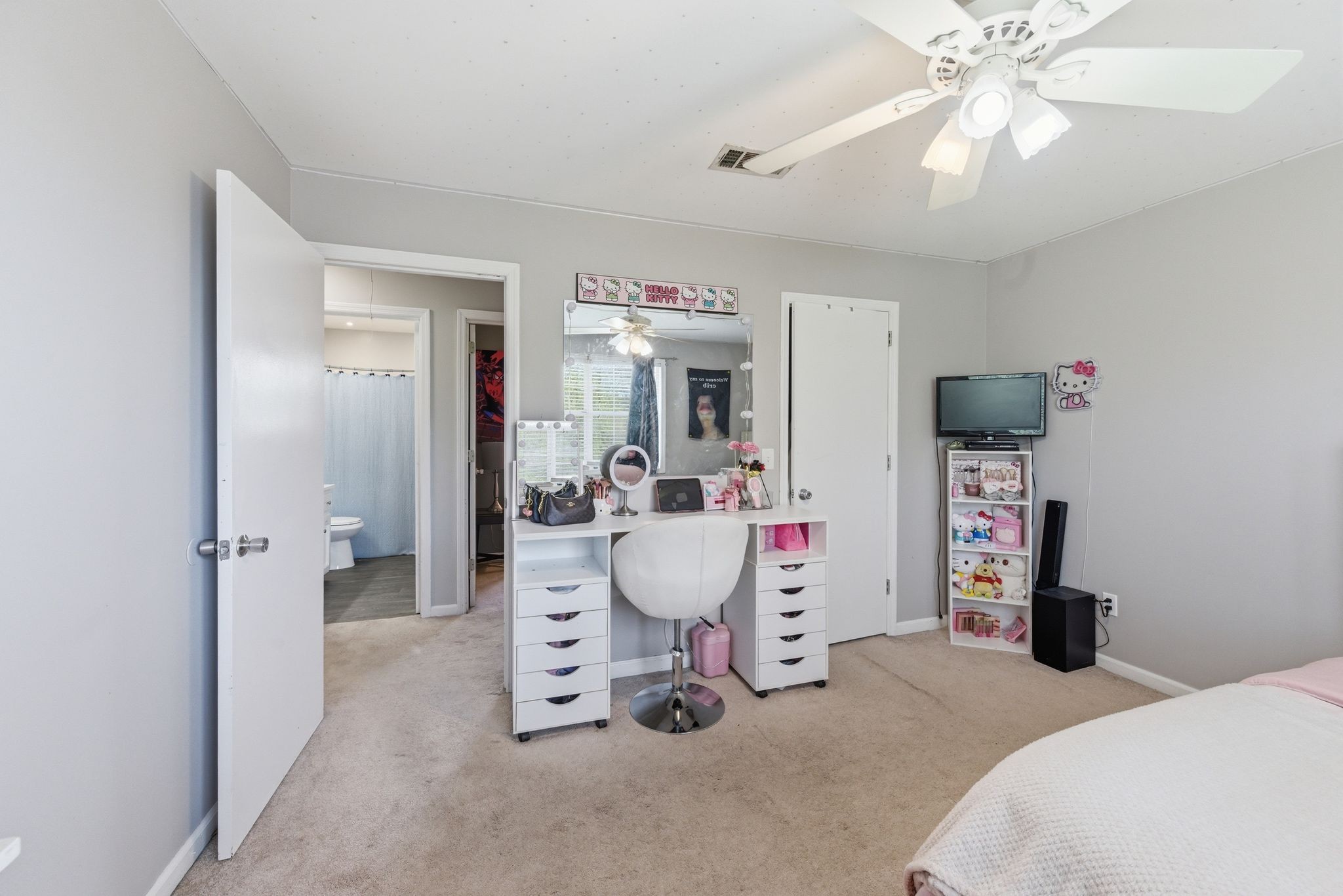 1140 Campbell Road Goodlettsville, TN 37072 - Photo 23 of 33 a bedroom with furniture and a chandelier