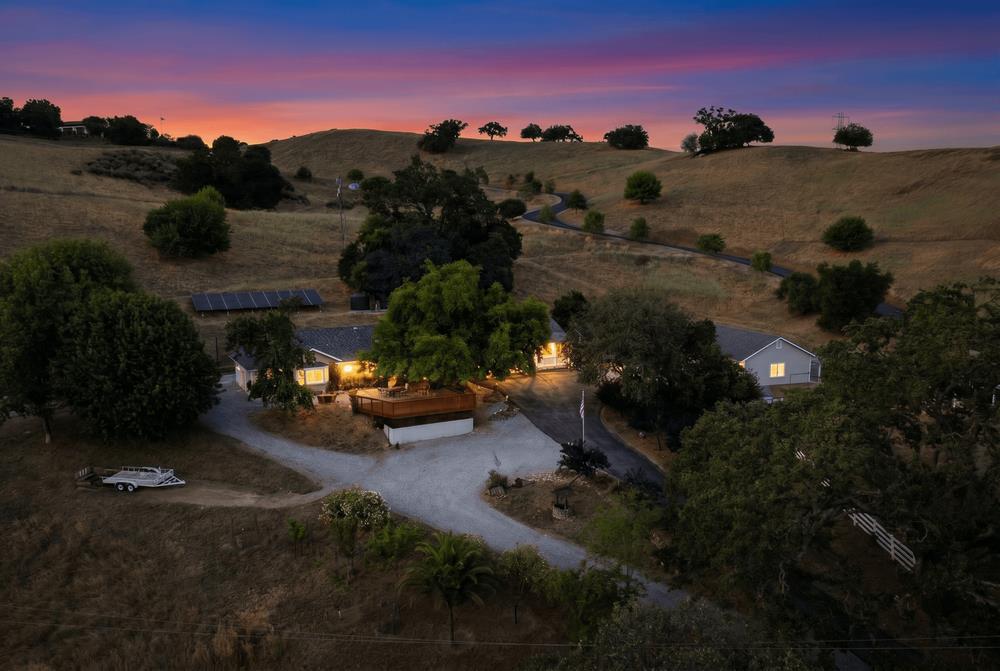 1755 Paradise View Road Morgan Hill, CA 95037 - Photo 42 of 43