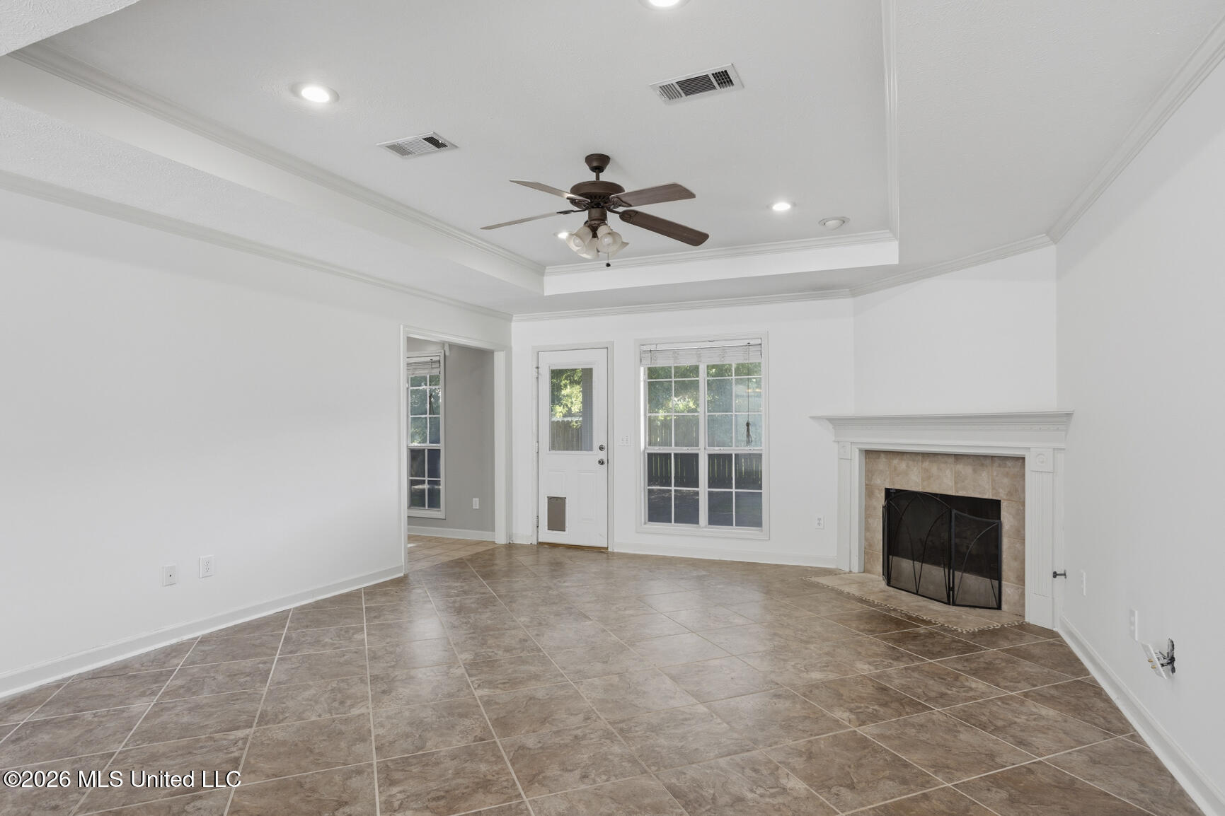 139 Hunters Row Madison, MS 39110 - Photo 2 of 23 139 Hunters Row