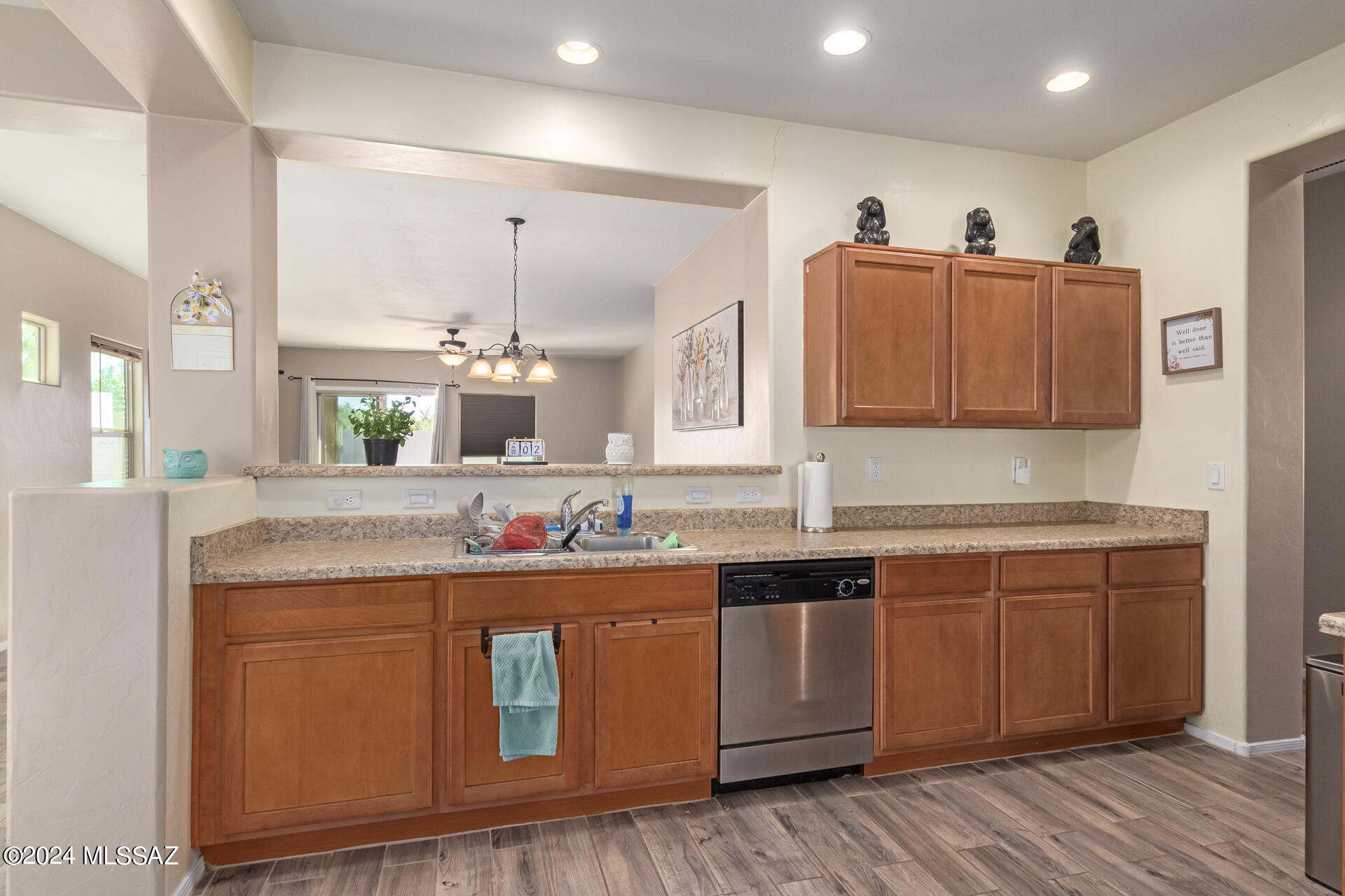 21461 East Reunion Road Red Rock, AZ 85145 - Photo 10 of 24