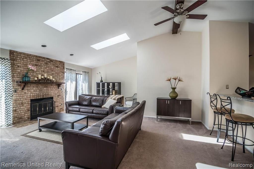 2105 Warrington Road Rochester Hills, MI 48307 - Photo 18 of 36