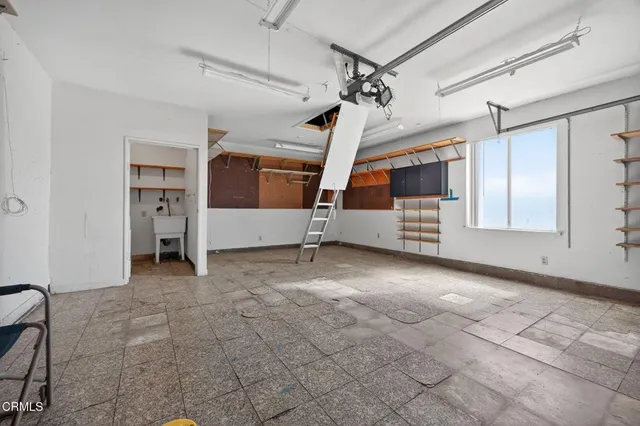 a view of a storage & utility room