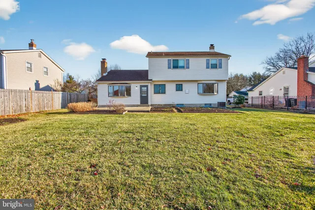 $500,000 | 32 Roberts Drive, Somerdale, NJ 08083