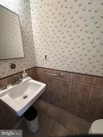 $500,000 | 32 Roberts Drive, Somerdale, NJ 08083