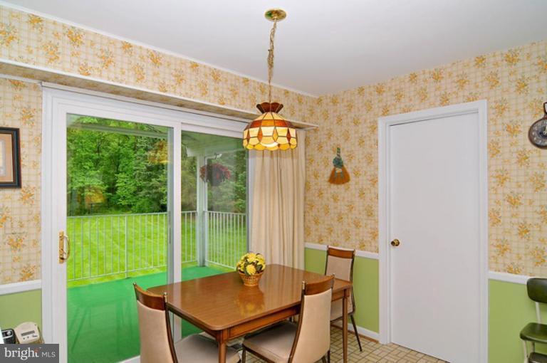 9429 Dunloggin Road Ellicott City, MD 21042 - Photo 4 of 14 Breakfast Area